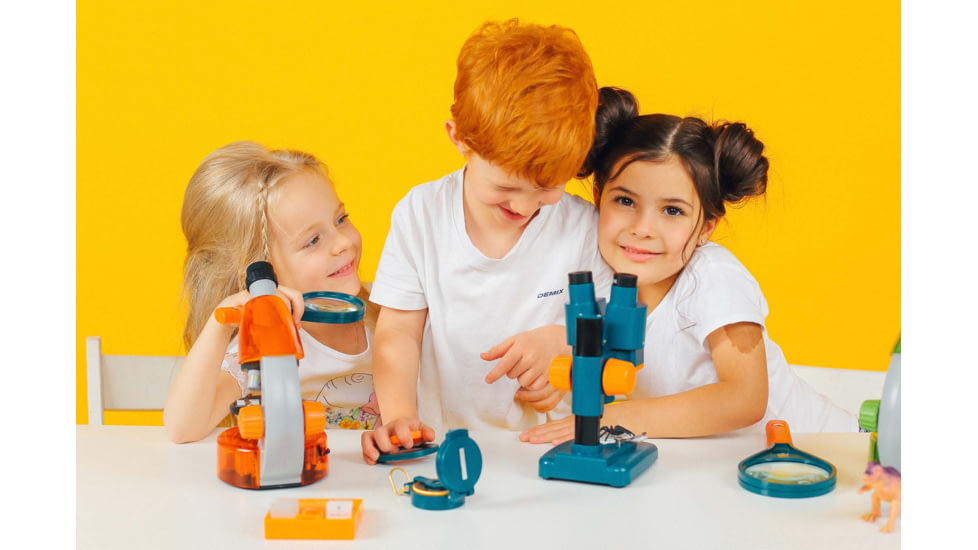 Levenhuk LabZZ M4 Stereo Microscope, Blue/Orange, Middle, 70789
